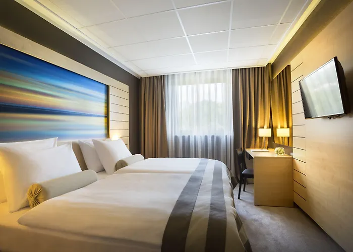 Excelsior - By Liburnia & 4*