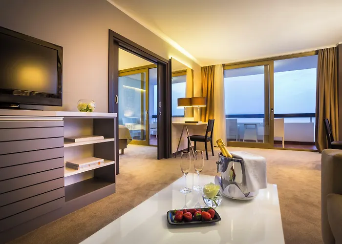 Hotell Excelsior - By Liburnia & 4*