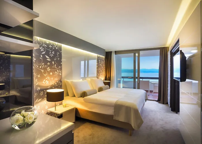 Hotell Excelsior - By Liburnia & 4*